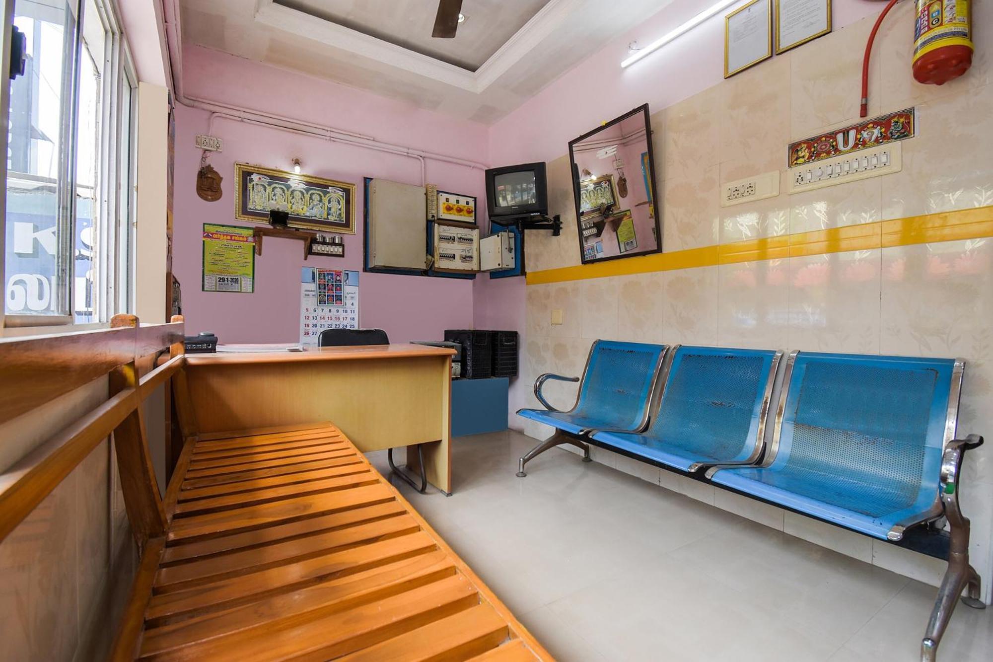 Hotel O K.S.Lodge Tribhuvanam Екстериор снимка