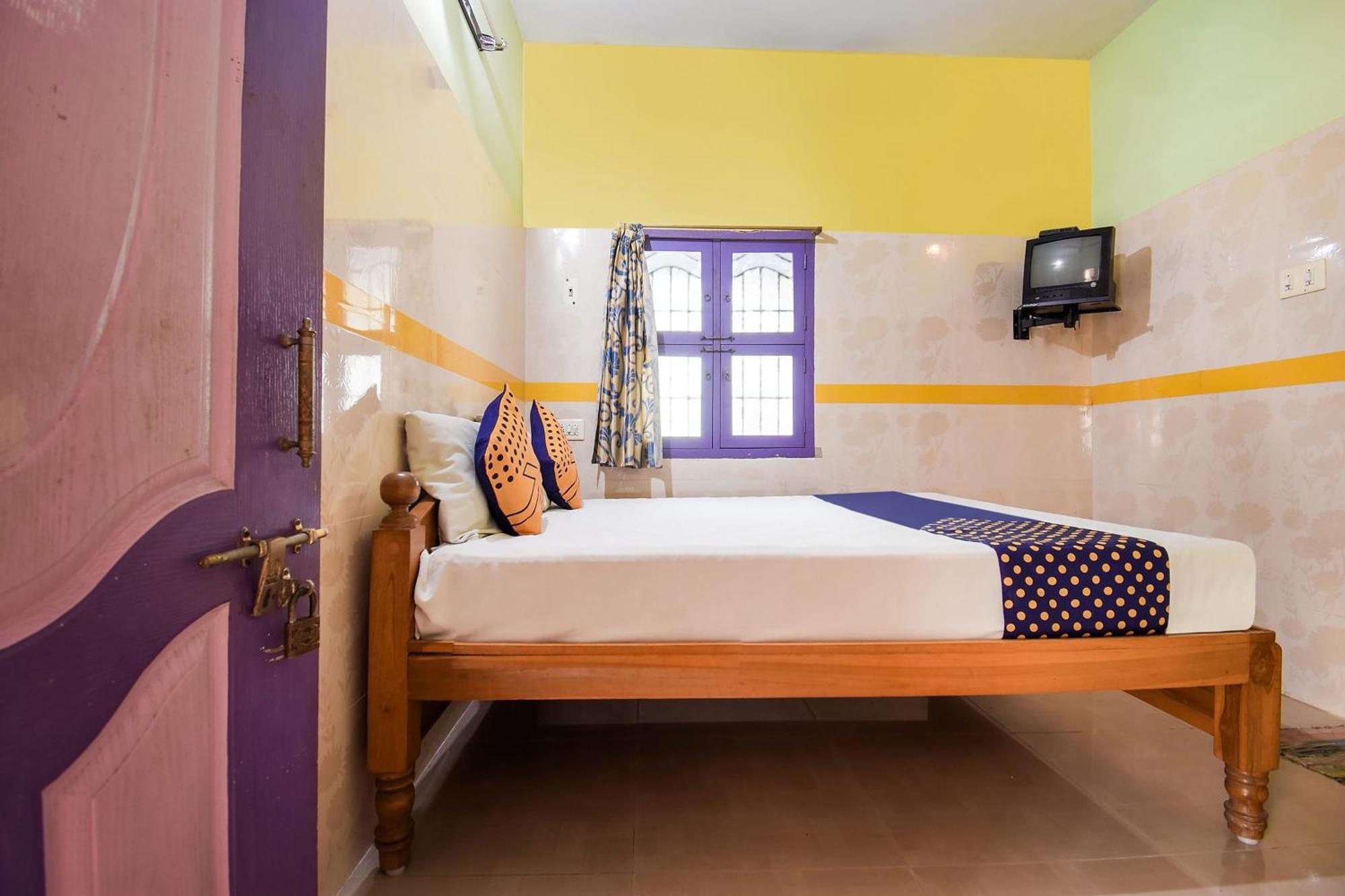 Hotel O K.S.Lodge Tribhuvanam Екстериор снимка