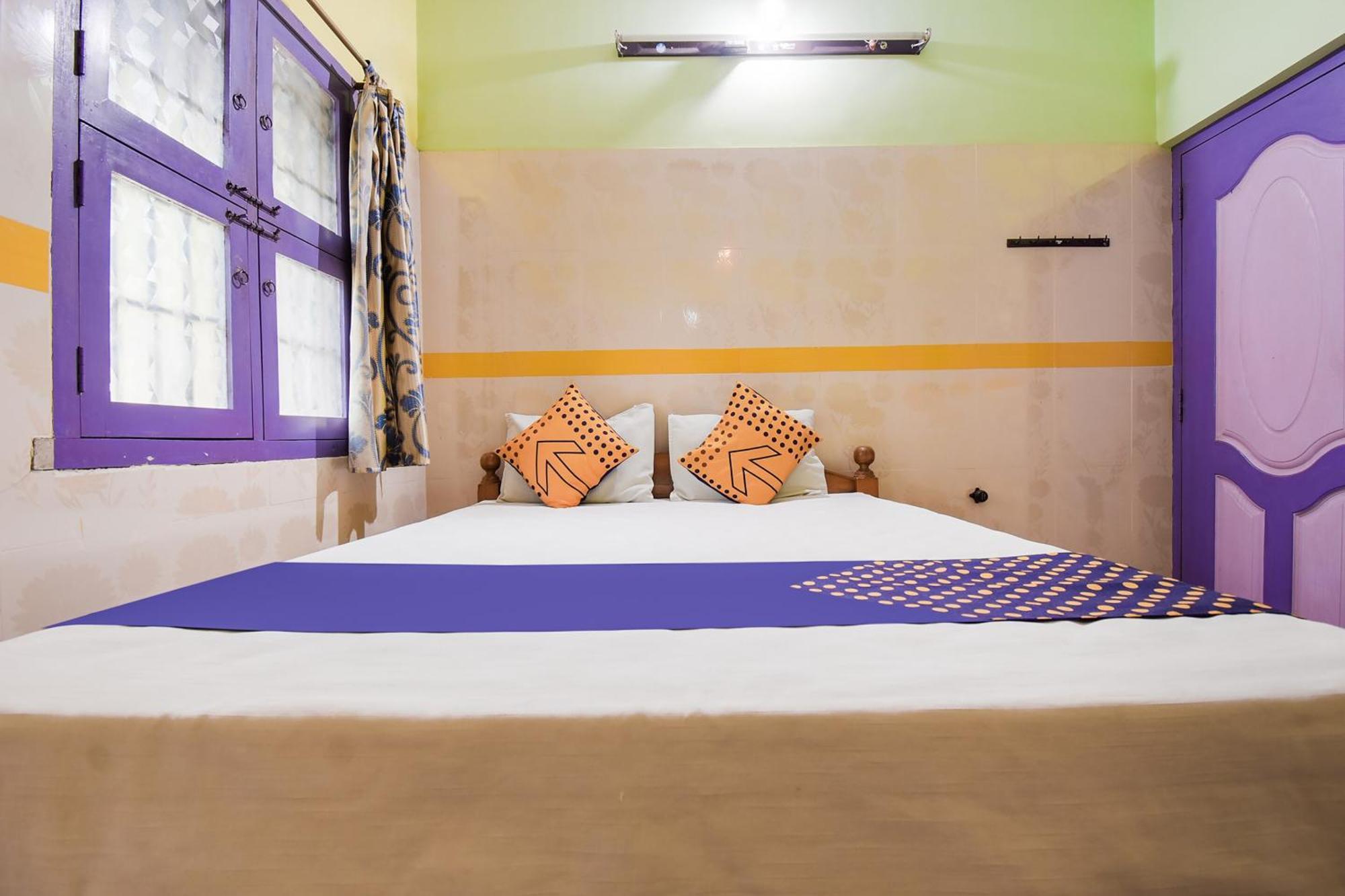 Hotel O K.S.Lodge Tribhuvanam Екстериор снимка